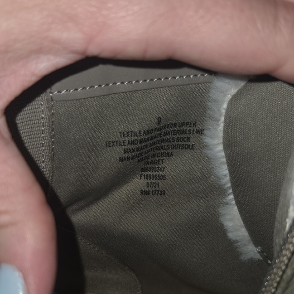 A New Day - Target - Womens Boots Size 8.5 , Mens Size 7 - Barely Worn - Picture 4 of 5